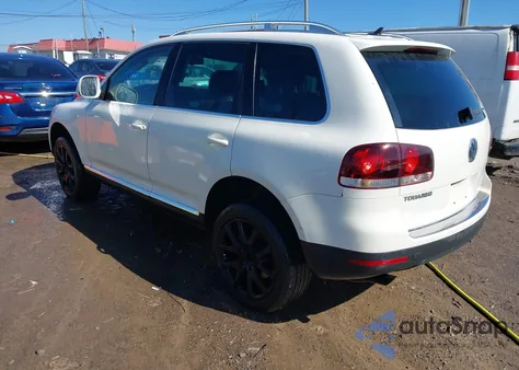 2009 Volkswagen Touareg 2 Vr6 Fsi z USA, uszkodzony, nr VIN WVGBE77L79D005166